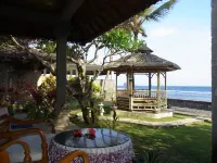 Bungalow Geringsing Hotel in zona Virgin Beach