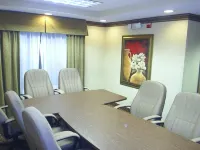 Holiday Inn Express & Suites Cleveland Hotels in Cleveland