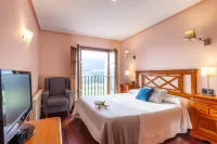 Hotel Puerta Del Oriente - 3-Star