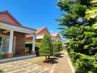 Mahafaly Hotel & Resort Hotels in Antsirabe