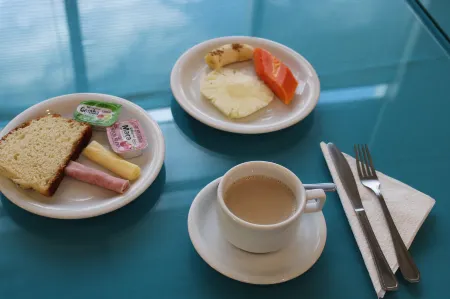 Harbor Self Graciosa Hotel