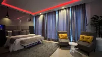 Mayhill Hotel - parking