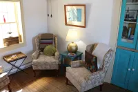 Jardine's Inn - Inns