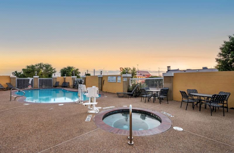 Best Western Plus McKinney Inn Suites photo 3