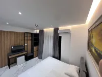 Lezet Hotel