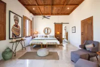 Villa Pulau Cinta Boutique Suites Hotels in Gili Meno