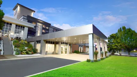 Four Points by Sheraton York Отели в г. Манчестер Тауншип