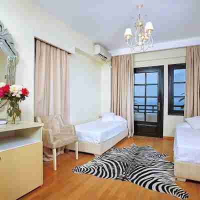 Assa Maris Beach Hotel Rooms