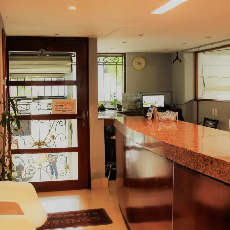 Condesa Suites Отели рядом с достопримечательностью «Чапультепекский дворец»