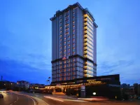 Tryp by Wyndham Istanbul Basin Ekspres Hotels near Bagcilar