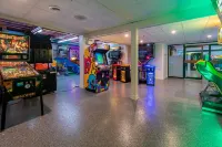 Condos Vacances Msa - Incluant Piscine et Spas extérieurs chauffés à l'Année!!