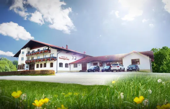 保加爾特拿酒店