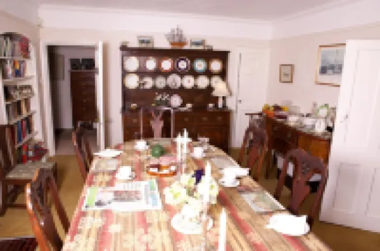 The Cottage at Weston Lawn