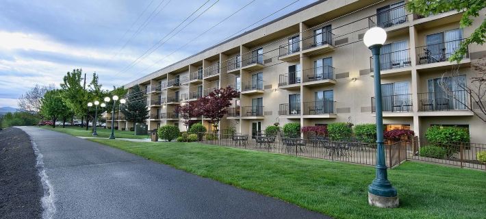 Oxford Suites Yakima Hotels in Yakima