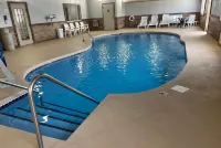 Days Inn & Suites by Wyndham Williamsburg IA North - Wifi