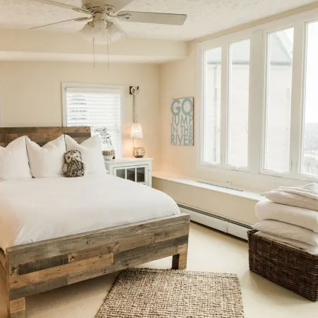 Last-Min Deal! Luxury City Overlook • Walk to Mt Adams Hotspots