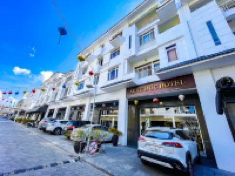 Minh Duc Hotel Hotels near Tuan Chau Island