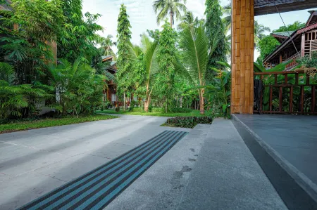 Ocean Tree Beach Resort  & Spa