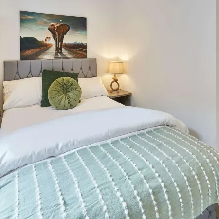 Host Stay Eton House