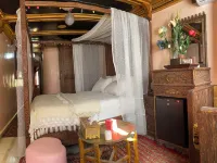 Riad Azurite Hotels near El Hafa