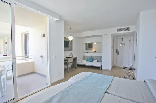 Aparthotel Playa Dorada