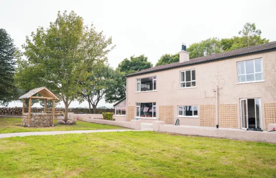 莫恩斯荊棘隱居處