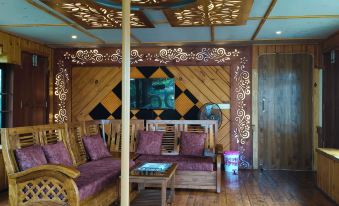 Vinayak House Boats