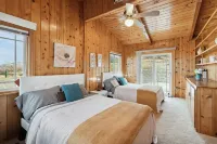 El Lugar Cerca del Cielo Hotel dekat Angeles Crest Highway