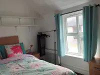 Cosy Cork - House - Sleeps 4 - City Centre - 2-Star