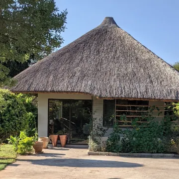 Sunbirds Cottage - Housity