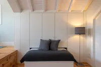 Oporto Rooftop Studio by Vacationy - 3-Star