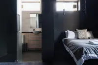 Deluxe Inner-City Apartment on Moray