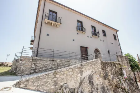 Casa Corte - Irpinia Отели в г. Монтемарано