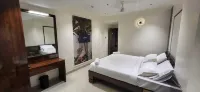 Model Grand Inn
