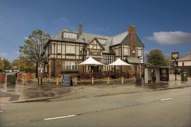 Fairway Inn