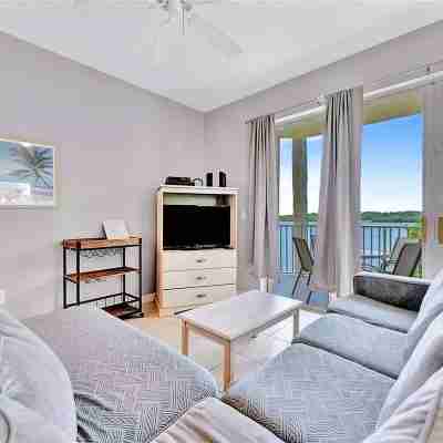 The Bayview a Quaint 1 1 Balcony on the bay Rooms