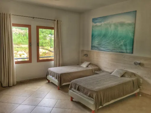2-Bed Designer Apartment Sleeps 4 Resort Pool - Sea View