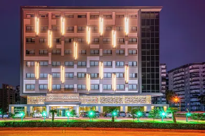 BY THE MARİNA HOTEL Các khách sạn gần Mezitli Stadyumu