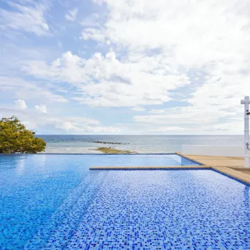 Dive Spot Asia & Brumini Beach Resort