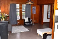 Walk to Downtown Scene