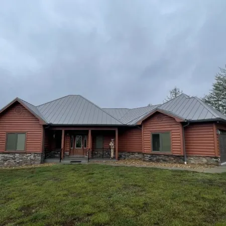 Nature Lovers Dream! Steps from Fishing Plus 140 Acres of Hiking! 4 Bedroom Home by RedAwning