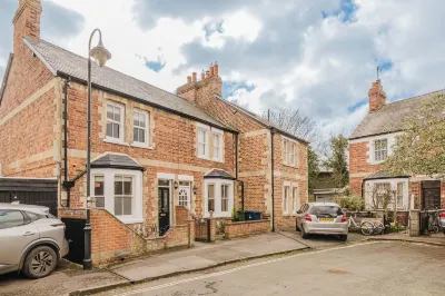 Stunning 3 Bedroom Oxford Retreat Hotels in North Hinksey