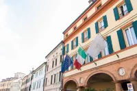 Phi Hotel Dei Medaglioni Hotels in Carpi