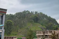 Rond Point Gorilla Boutique & Apartments - Mountain view
