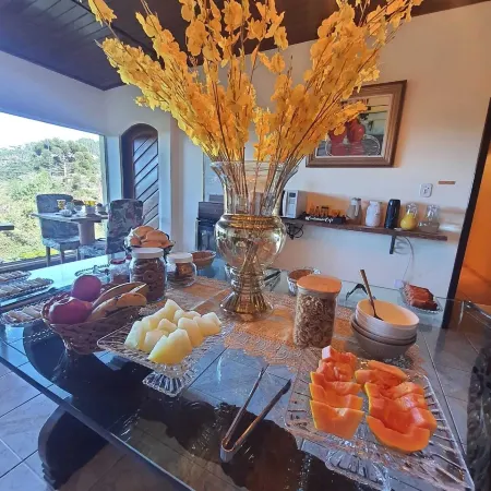 Pousada Valle do Sol Отели рядом с достопримечательностью «Campos do Jordão Convention Center»