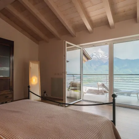 Blooms by the Lake by Rent All Como