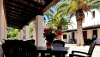 White Sand Residence Hotel a Costa Corallina
