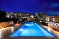 Botanico Villa&Suites - Pools