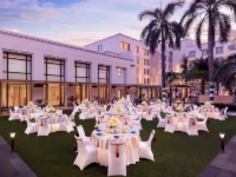 皇冠酒店 - IHCL 精選酒店 布巴內斯瓦爾酒店