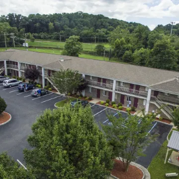 Affordable Corporate Suites of Salem Отели в г. Сейлем